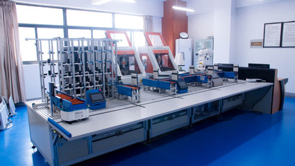 智慧工廠 計算機技術驅(qū)動的制造業(yè)革命